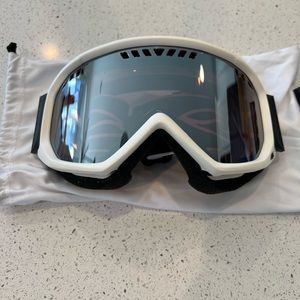 Smith Snowboarding Goggles